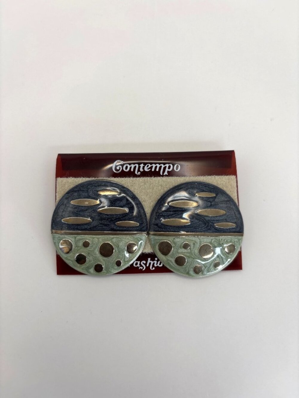 Contempo Vintage Large Flat Statement Enamel Button Earrings Clip On